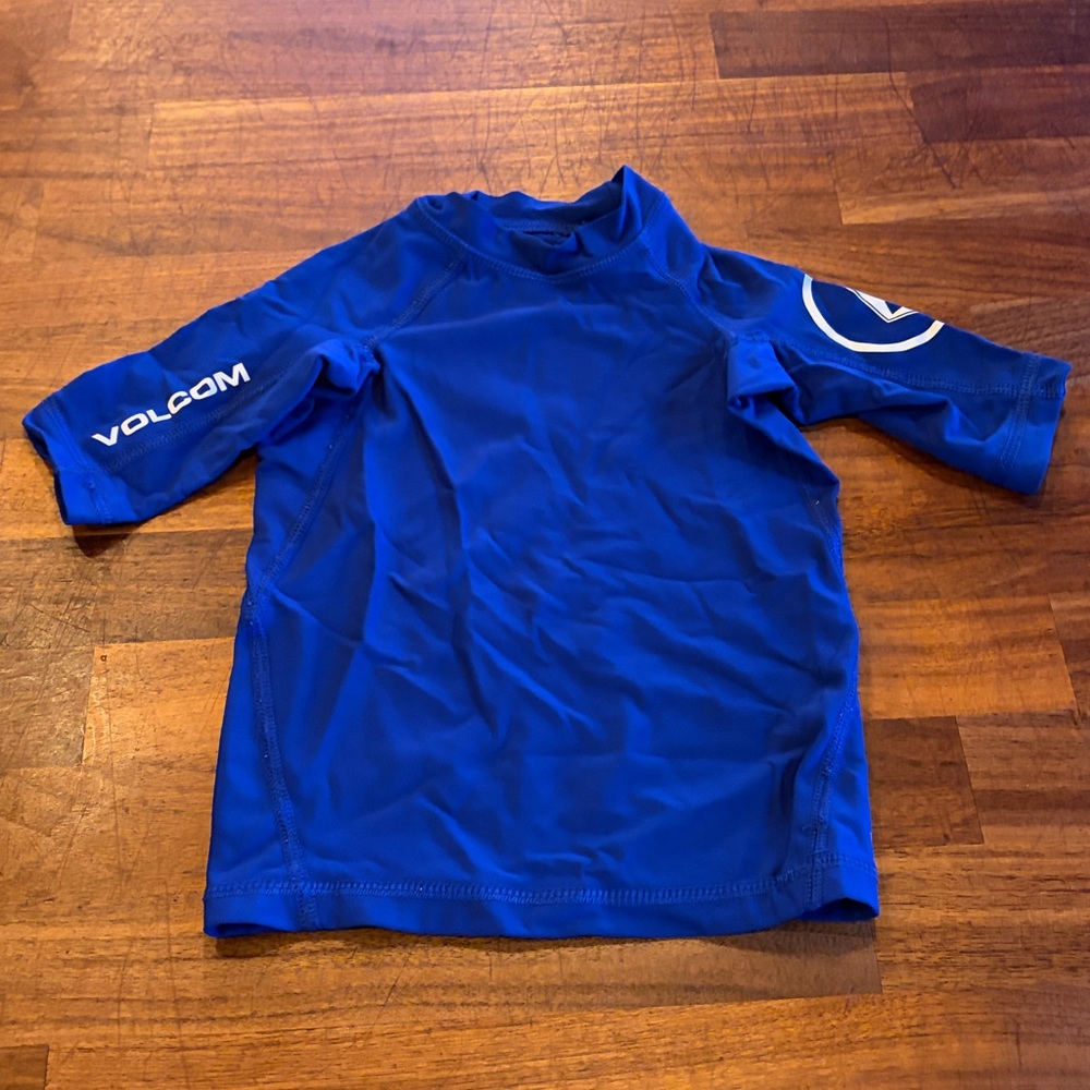 Volcom 2T rashguard Kids swim set top only